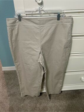 Talbots Beige Heritage ankle Pants 16